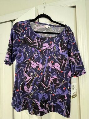 LuLaRoe Purple Floral Scoop Neck Short Sleeve Top